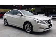 Hyundai Sonata 2.0 GLS Auto Panaromic Roof High Spec