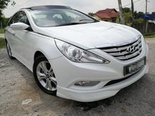 Hyundai Sonata 2.4 AT,1OWNER,ORIGINAL PAINT,BODYKIT,LEATHER,PANAROMIC ROOF,NEW TIRE