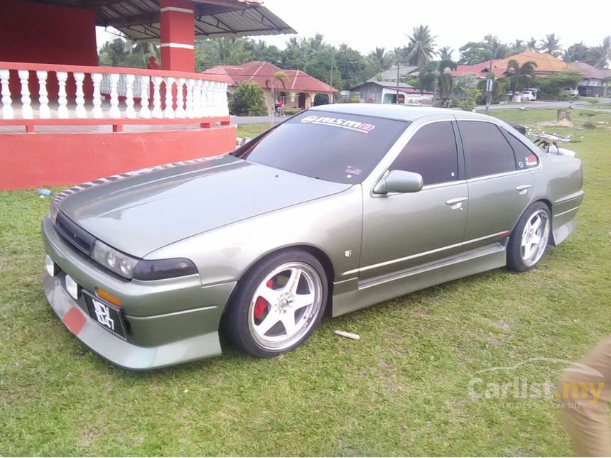 Nissan cefiro 1992