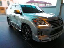 2009 Lexus lx570 V8 5.7 (A) UK Spec