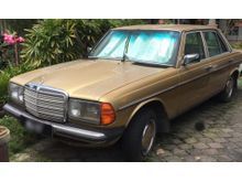 1985 Mercedes-Benz E200 2.0 Sedan