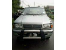 2000 Toyota Unser 1.8 GLi MPV
