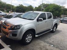 2014 Isuzu D-Max 2.5 L Pickup Truck