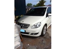 2011 Mercedes-Benz B180 1.7 Hatchback