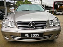 Mercedes-Benz C180K 1.8 Sport Sedan Car King