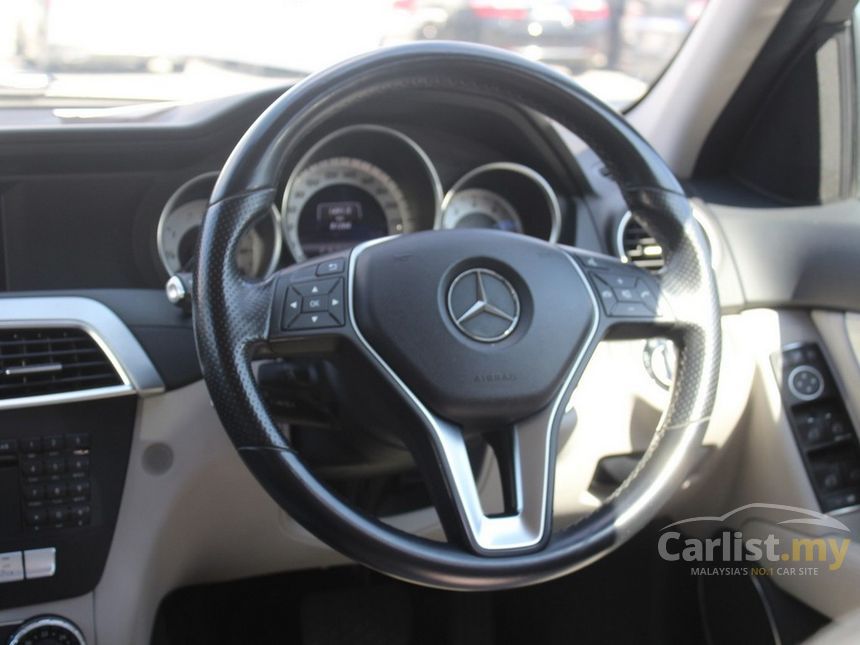 Mercedes-Benz C200 CGI 2013 AMG 1.8 in Johor Automatic 