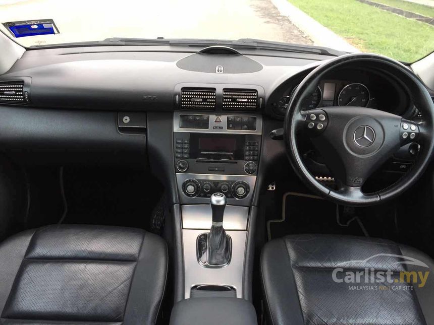 2005 Mercedes-Benz C230K Avantgarde Sedan