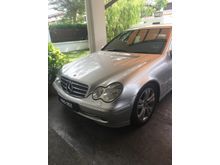 2001 Mercedes-Benz C240 2.6 Avantgarde Sedan