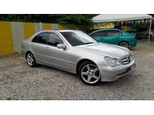2000 Mercedes-Benz C240 V6 Avantgarde Sedan