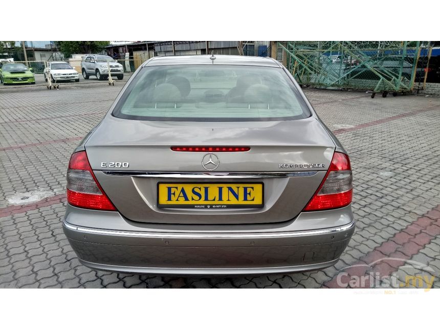 MercedesBenz E200 2009 in Kuala Lumpur Automatic Gold for RM 66,800