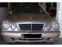 2000 Mercedes-Benz E200K 2.0 Elegance Sedan