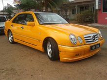 1996 Mercedes-Benz E230 2.3 (A)