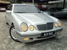2002 Mercedes-Benz E280 2.8 Elegance Sedan