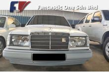1993 Mercedes-Benz 200E 2.0 Masterpiece Sedan