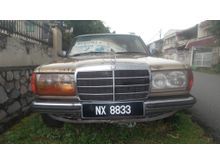 1985 Mercedes-Benz 230E 2.3
