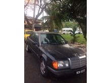1989 Mercedes-Benz 230E 2.3 Sedan