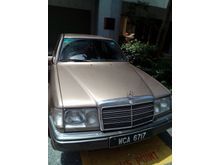 1992 Mercedes-Benz 230E 2.3 Sedan