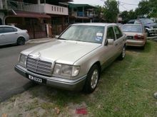1990 Mercedes-Benz 230E 2.3 Sedan