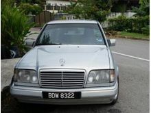 1989 Mercedes-Benz 260E 2.6 Sedan