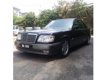 1991 Mercedes-Benz 300E 3.0 Sedan