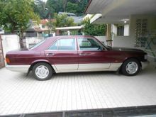 1988 Mercedes-Benz 300SE