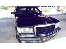 1991 Mercedes-Benz 300SE 3.0 Sedan