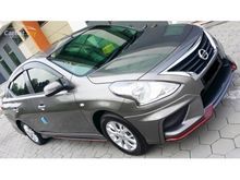 2010 Mitsubishi FE Series 0