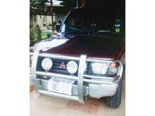 1999 Mitsubishi Pajero 2.4 SUV (M)