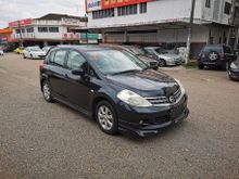 Loan Kedai/Credit/Bank Easy Approved, 2013/14 Nissan Latio 1.8 Comfort Hatchback