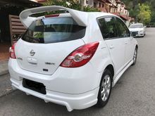 2011 Nissan Latio 1.8 Comfort Hatchback