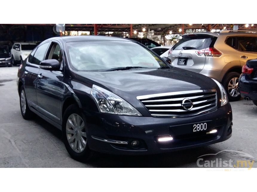 Nissan teana 2010 года