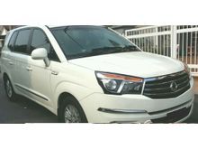 2014 Ssangyong Stavic 2.0 SV200 MPV