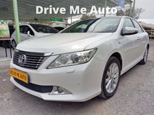 2012 Toyota Camry 2.5 V Sedan - Original Condition