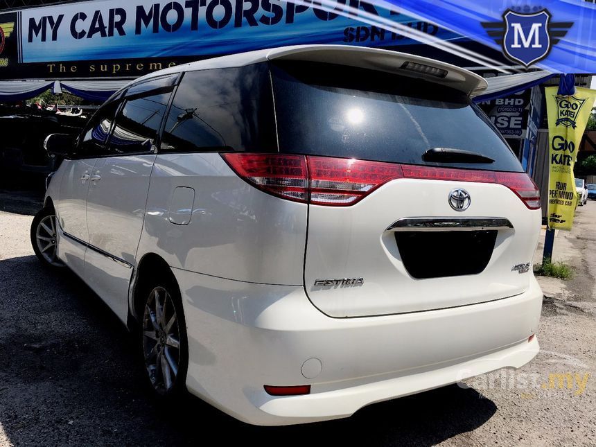 Toyota estima 2010