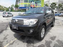 2011 Toyota Fortuner 2.7 (A)