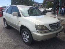 2000 Toyota Harrier 2.2 SUV