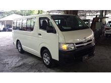 2012 Toyota Hiace 2.5 turbo low roof Van