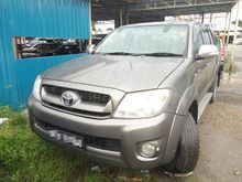 2009 Toyota Hilux 2.5 G Pickup Truck