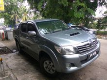 2013 Toyota Hilux 2.5 G Pickup Truck