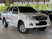 2012 Toyota Hilux 2.5 G Pickup Truck