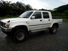 1996 Toyota Hilux 2.8 Pickup Truck (M)