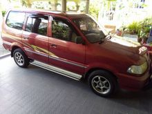 2002 Toyota Unser 1.8 GLi MPV