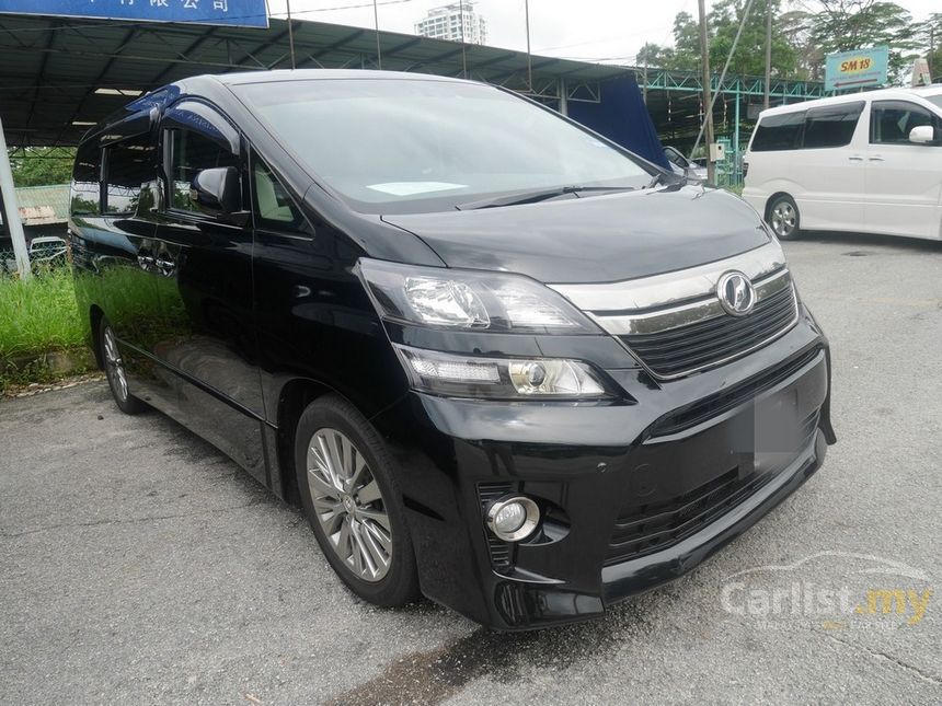 Toyota vellfire 2013