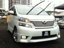 2013 Toyota Vellfire 2.4 Z platinum
