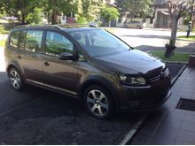 2011 Volkswagen Cross Touran 1.4 MPV
