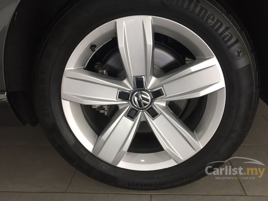 Volkswagen Passat 2016 280 TSI Comfortline 1.8 in Selangor 