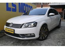 2013 Volkswagen Passat 1.8 TSI Sedan ,UNDER WARANTY TILL 2018,WITH FULL SERVICE RECORD VW,1LADY OWNER,ACC FREE,FULL LEATHER SEAT,DVD,REVERSE CAMERA,WELL MAINTAIN,RM 0 D.PAYMENT,FULL LOAN,9YRS REPAYMENT,RAYA OFFER...