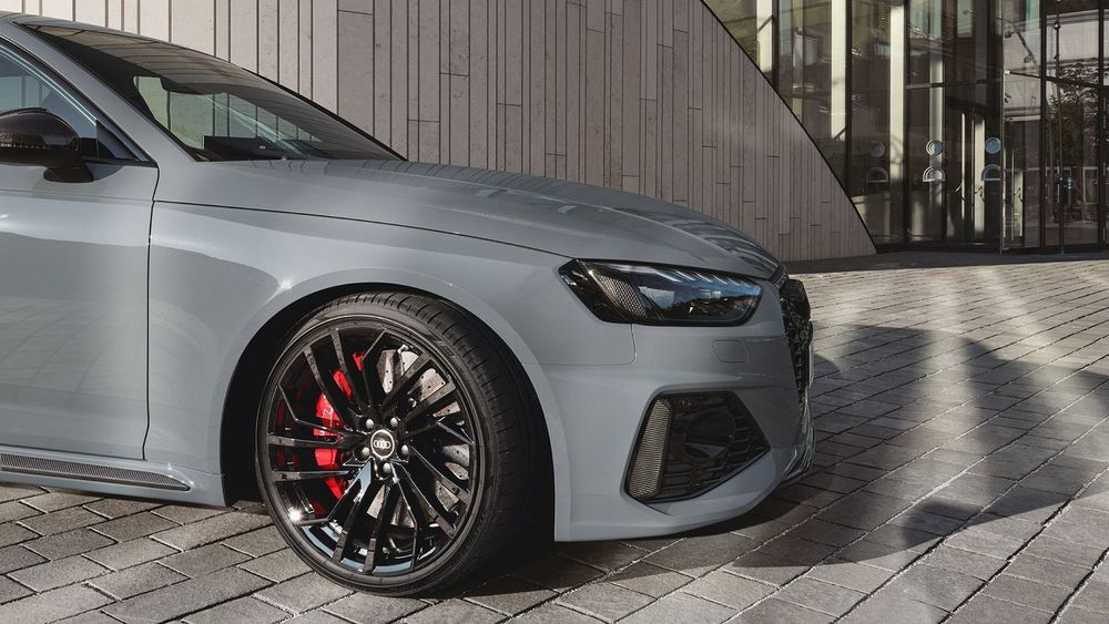 การดีไซน์ของ RS4 Avant