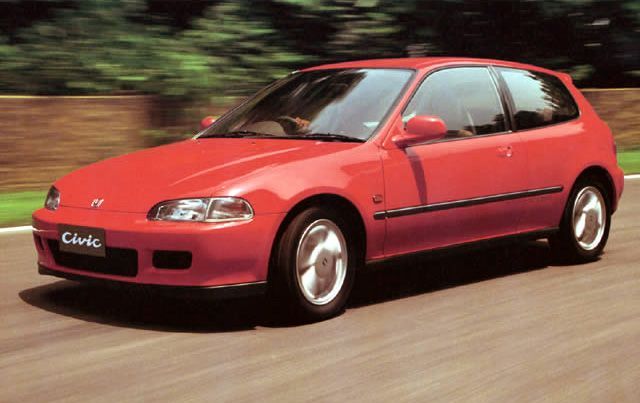 Honda Civic Gen 5 รหัส EG หรือเรียกว่าโฉมเตารีด และ 3 Door