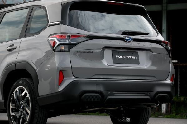 Subaru Forester 2026 ด้านท้าย